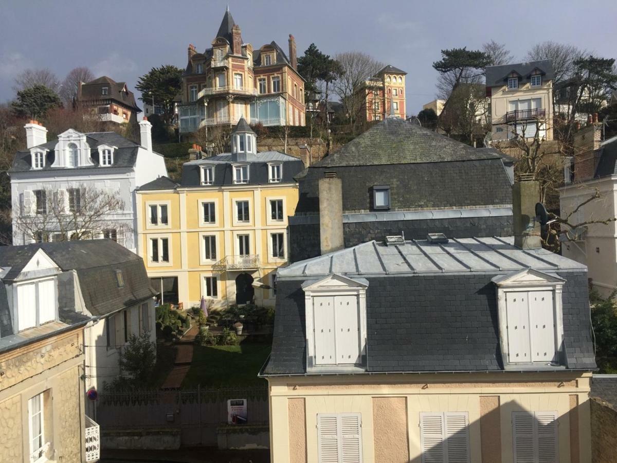 L'étoile de Trouville Esterno foto